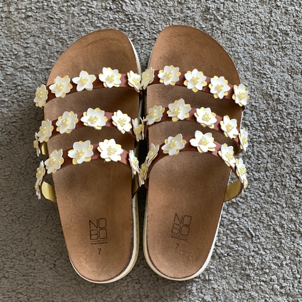 daisy flower sandals
